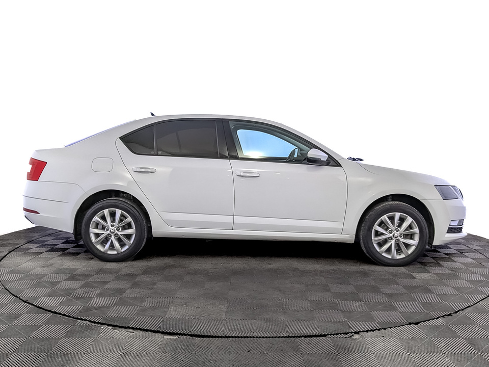 Skoda Octavia 2019 94 440км фото №4