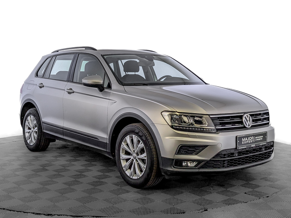 Volkswagen Tiguan 2020 66 373км фото №3