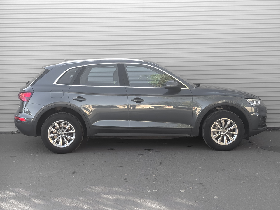 Audi Q5 2018 59 203км фото №4