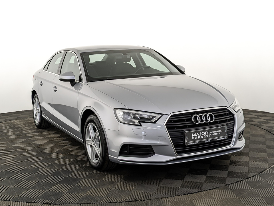 Audi A3 2019 76 148км фото №3