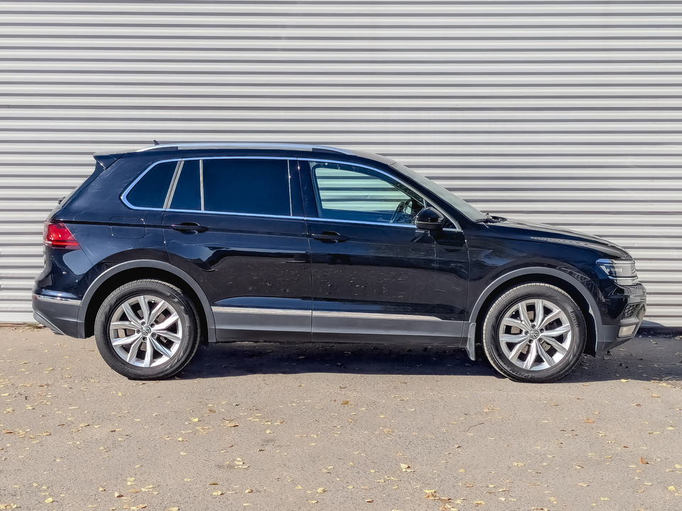 Volkswagen Tiguan 2018 105 348км фото №4