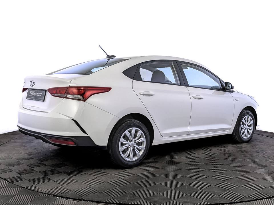 Hyundai Solaris 2022 126 387км фото №5