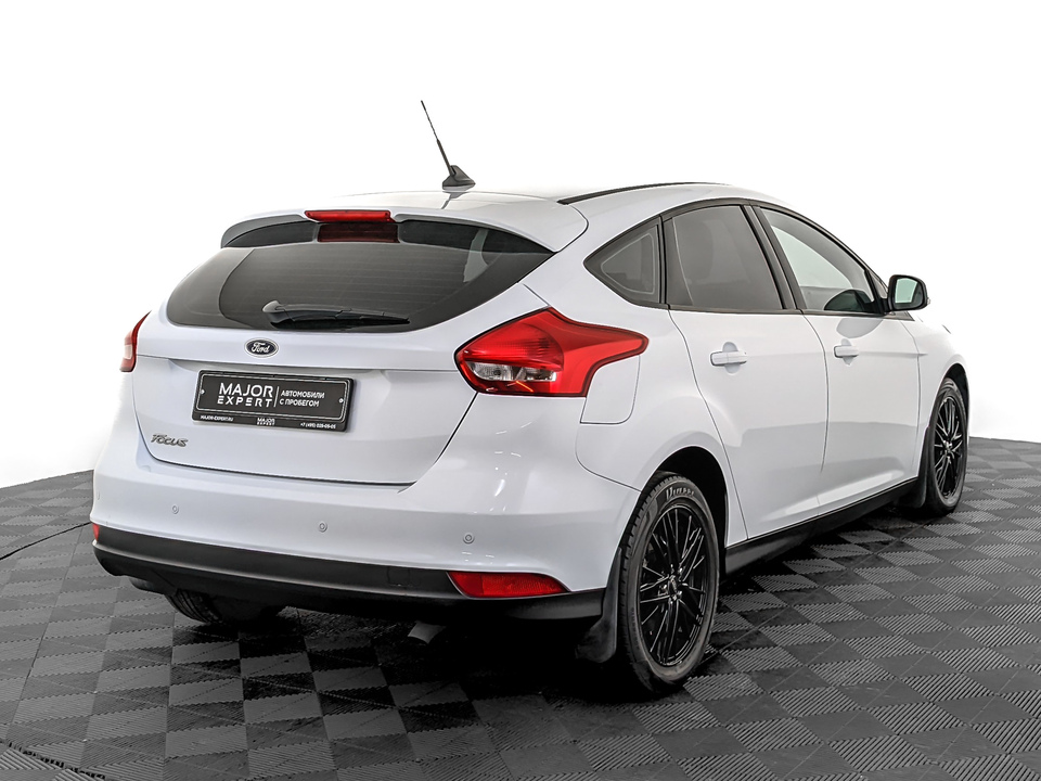 Ford Focus 2018 38 429км фото №5