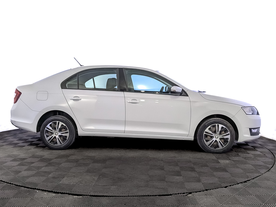 Skoda Rapid 2019 77 246км фото №4