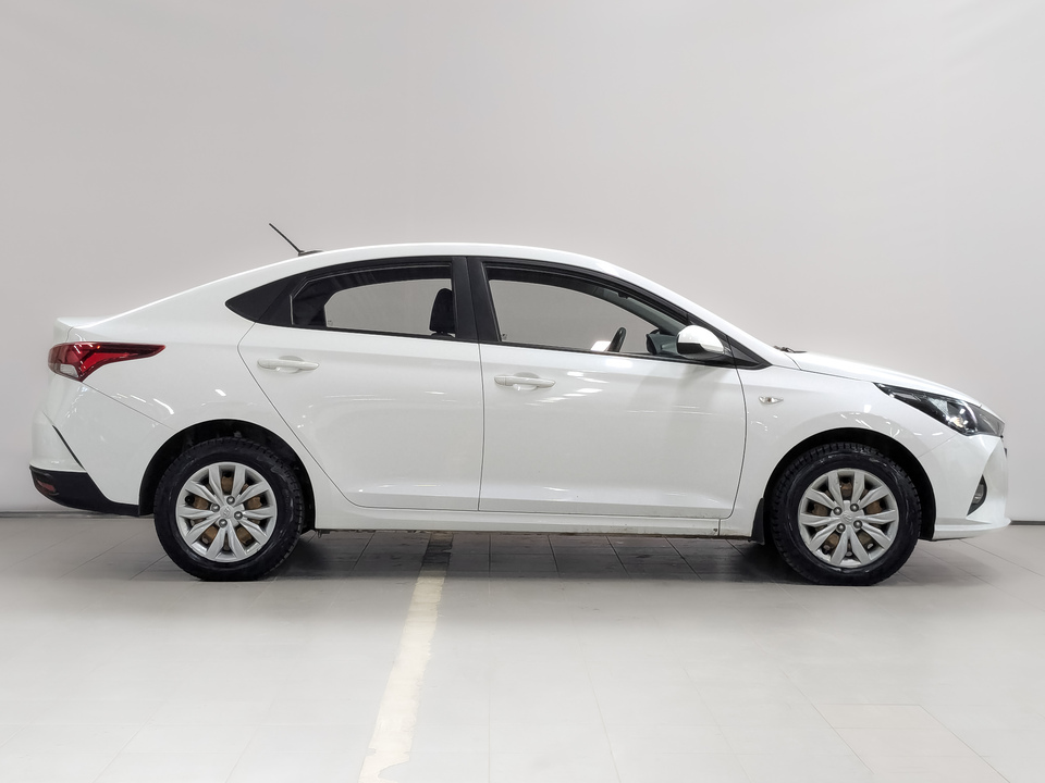 Hyundai Solaris 2022 85 094км фото №4