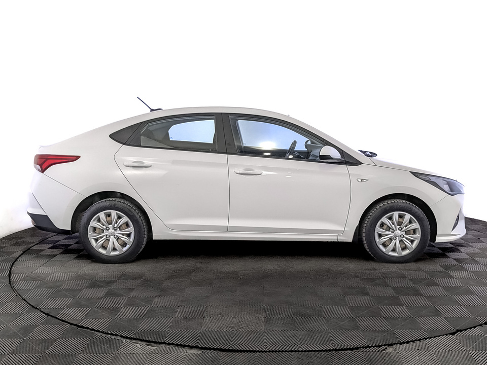 Hyundai Solaris 2022 85 094км фото №4