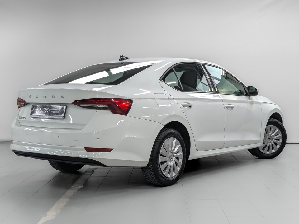 Skoda Octavia 2021 65 726км фото №5