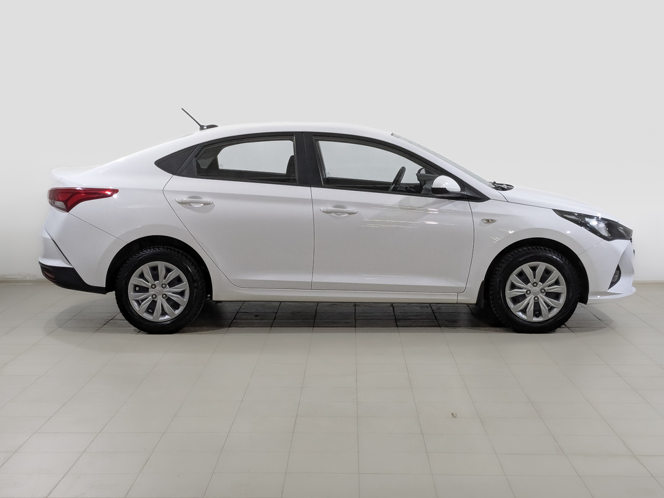 Hyundai Solaris 2022 57 369км фото №4