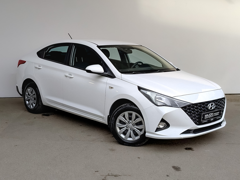 Hyundai Solaris 2022 68 296км фото №3