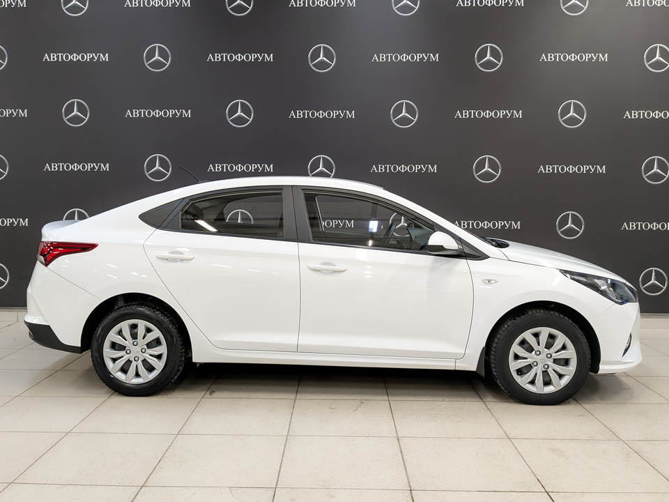 Hyundai Solaris 2022 68 658км фото №4