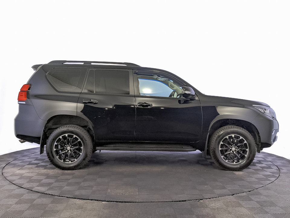 Toyota Land Cruiser Prado 2022 46 000км фото №4