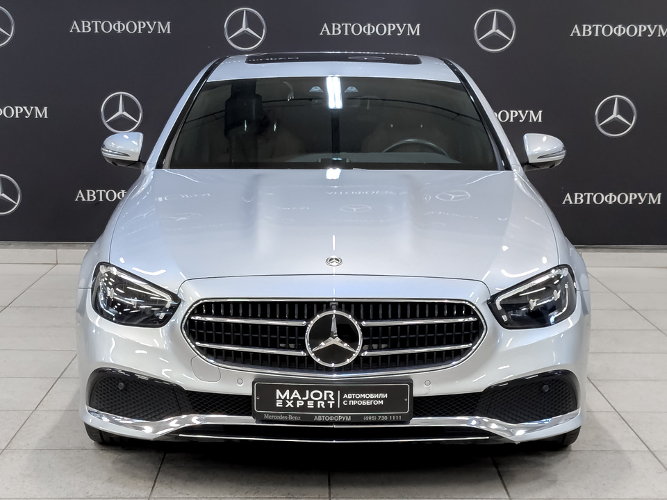 Mercedes-Benz E-Класс 2022 72 000км фото №2
