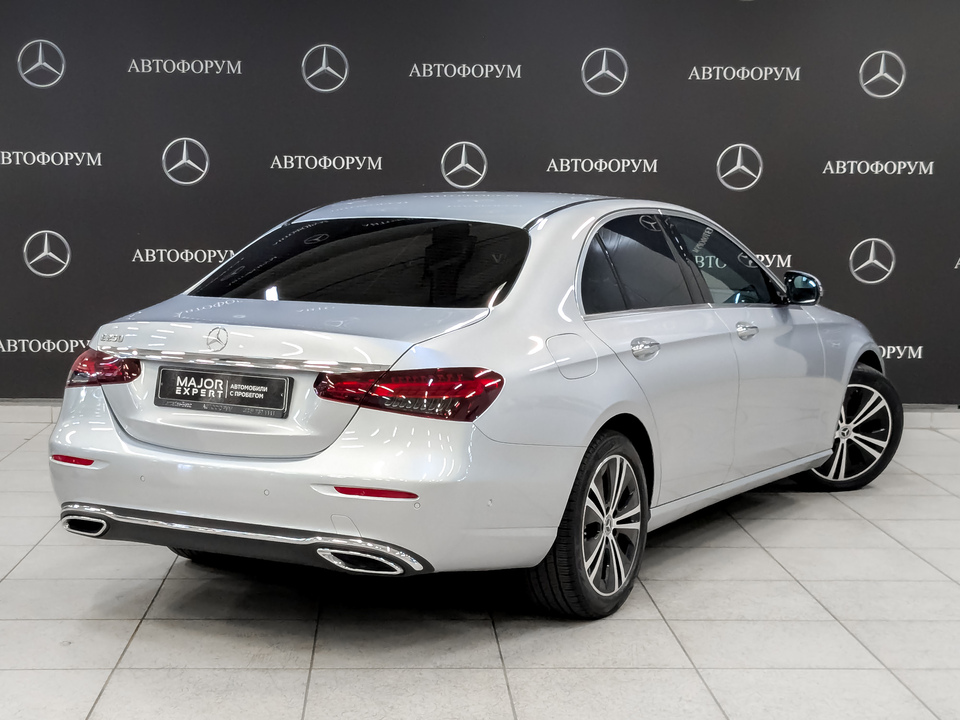 Mercedes-Benz E-Класс 2022 72 000км фото №5