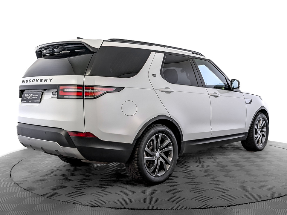 Land Rover Discovery 2017 141 406км фото №5