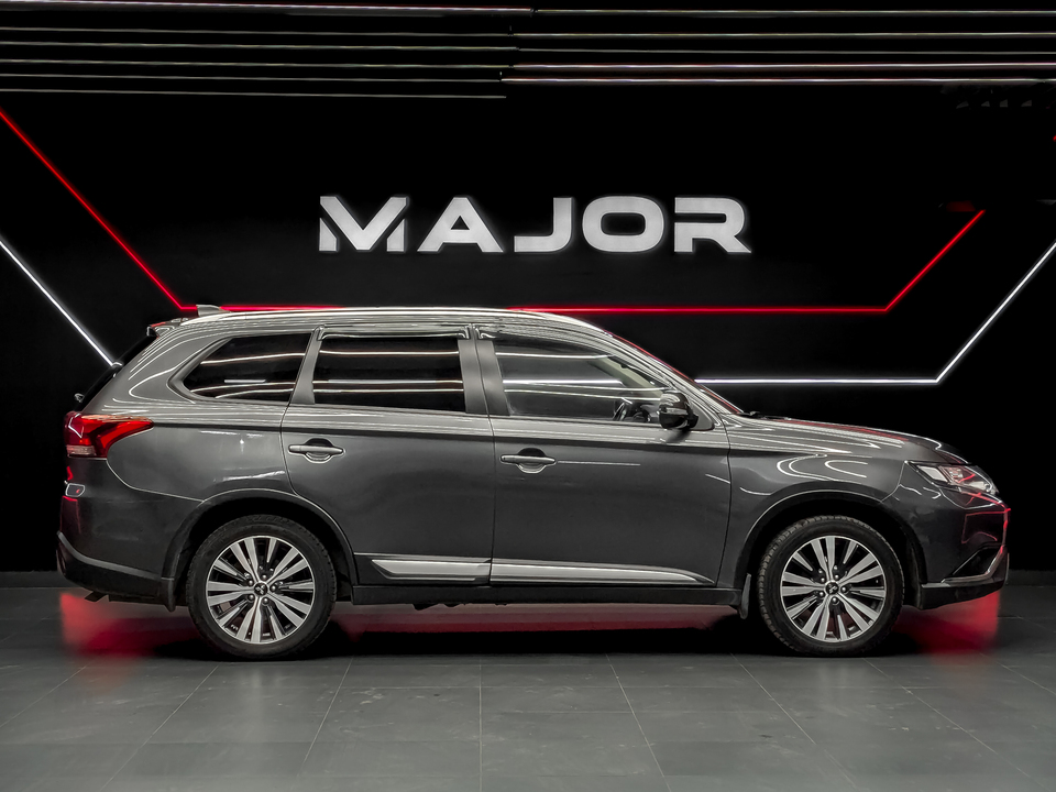 Mitsubishi Outlander 2019 150 952км фото №4