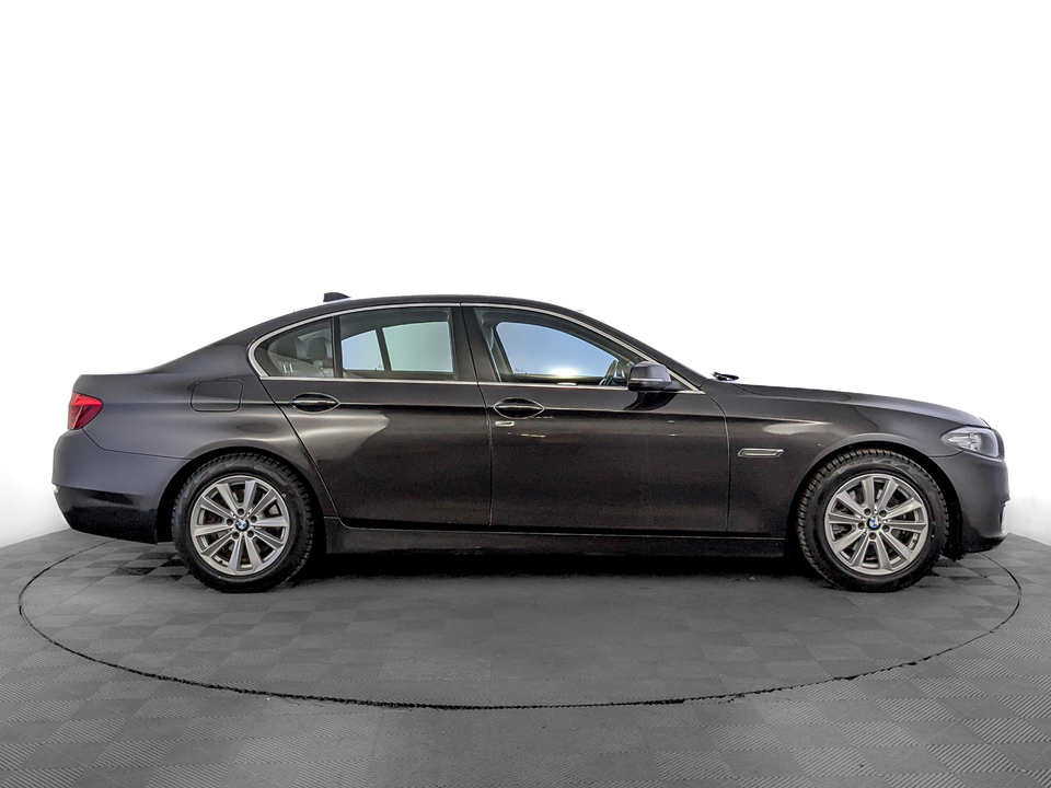 BMW 5 серии 2016 179 555км фото №4