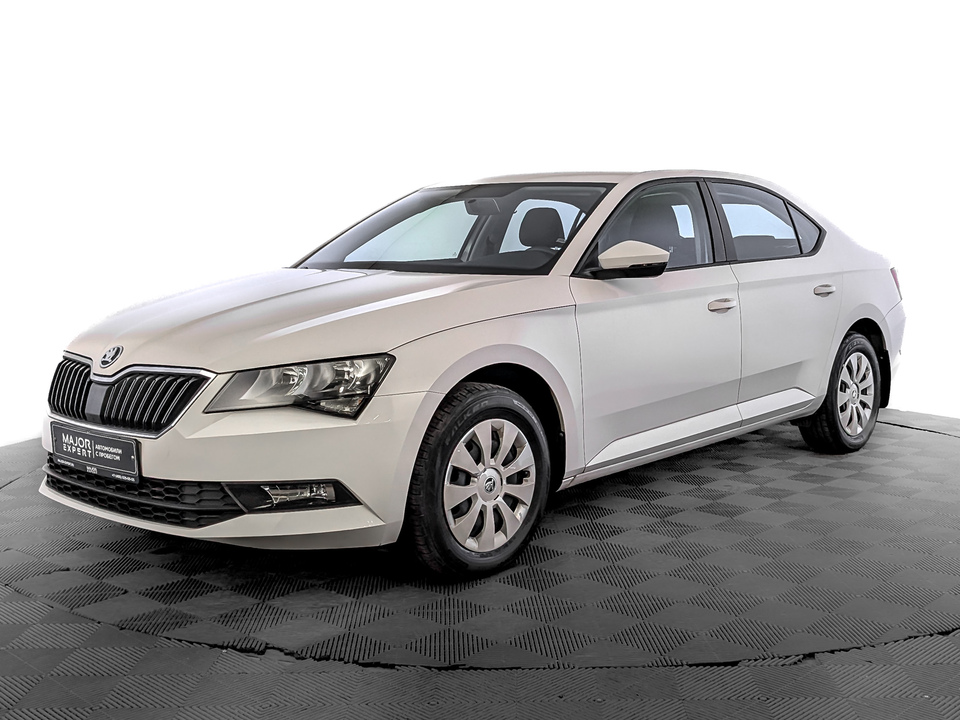 Skoda Superb 2019 40 183км фото №1