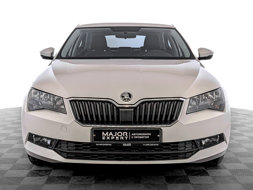 Skoda Superb 2019 40 183км фото №2
