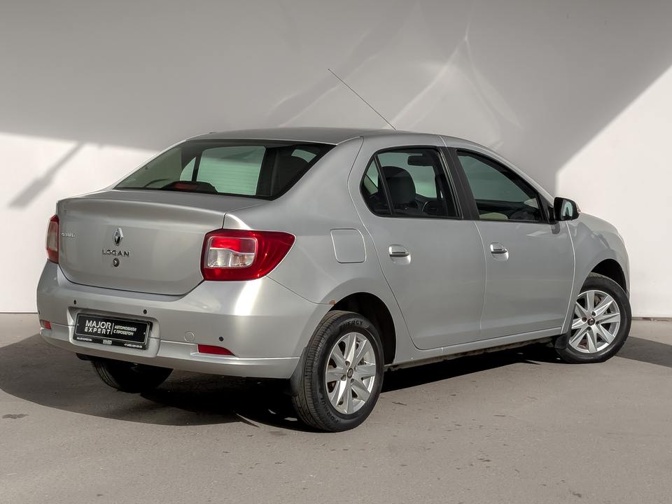 Renault Logan 2018 96 981км фото №5