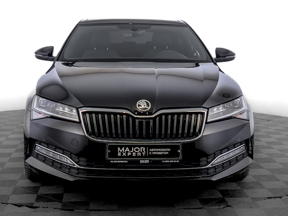 Skoda Superb 2024 82 225км фото №2