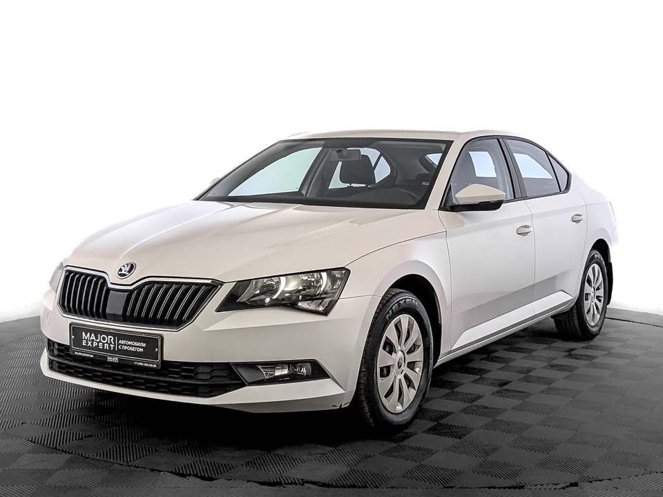 Skoda Superb 2019 53 688км фото №1