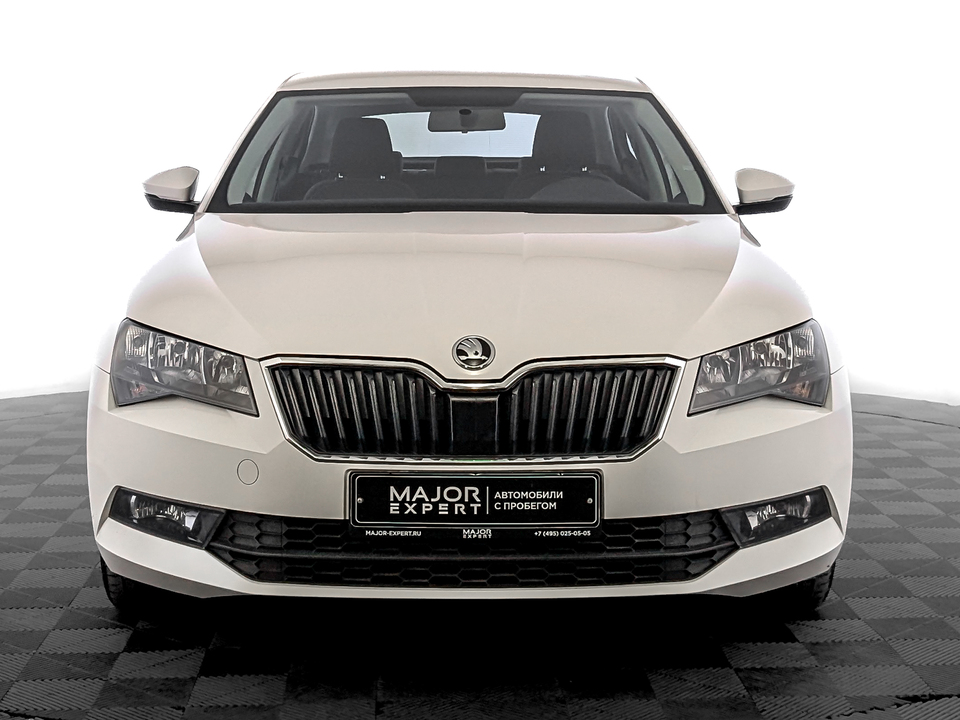 Skoda Superb 2019 53 688км фото №2