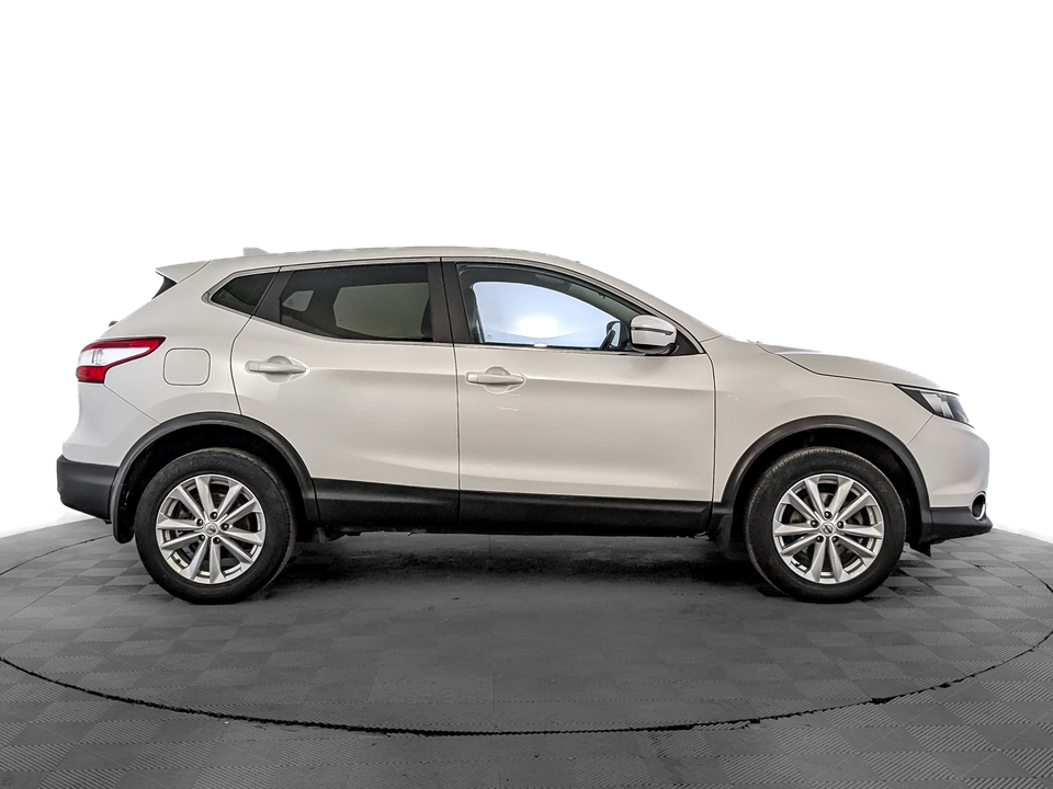 Nissan Qashqai 2018 77 570км фото №4
