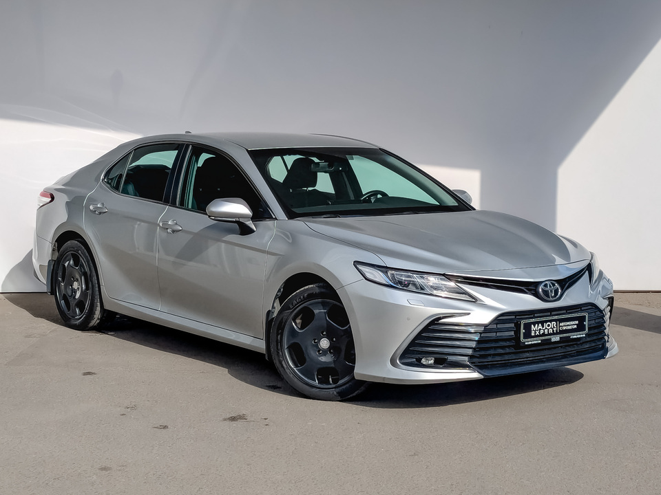 Toyota Camry 2021 50 288км фото №3