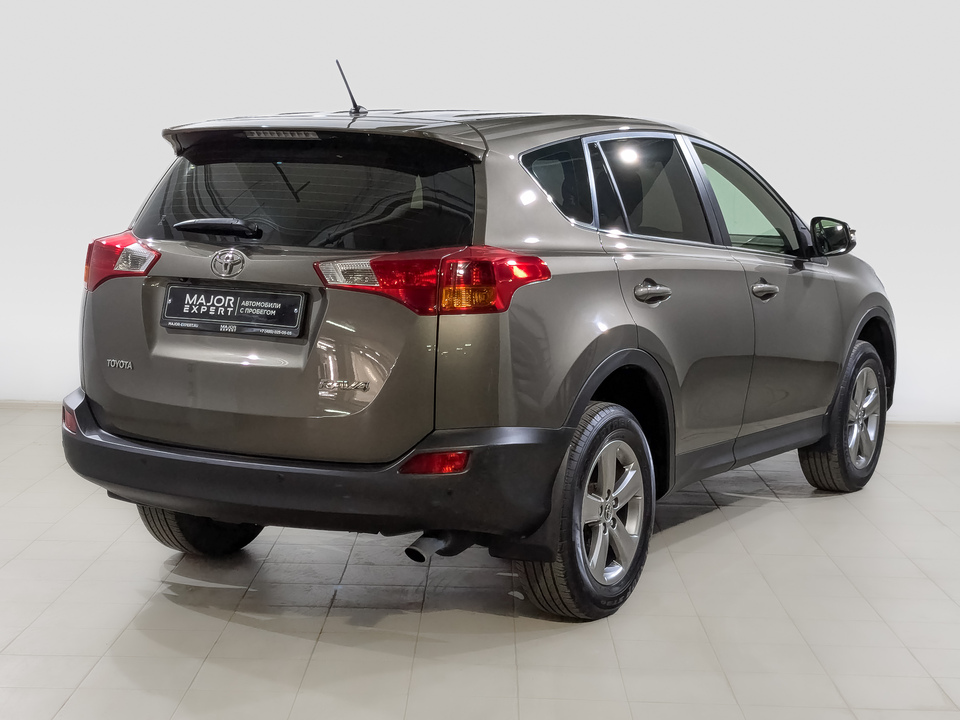 Toyota Rav-4 2015 85 916км фото №5