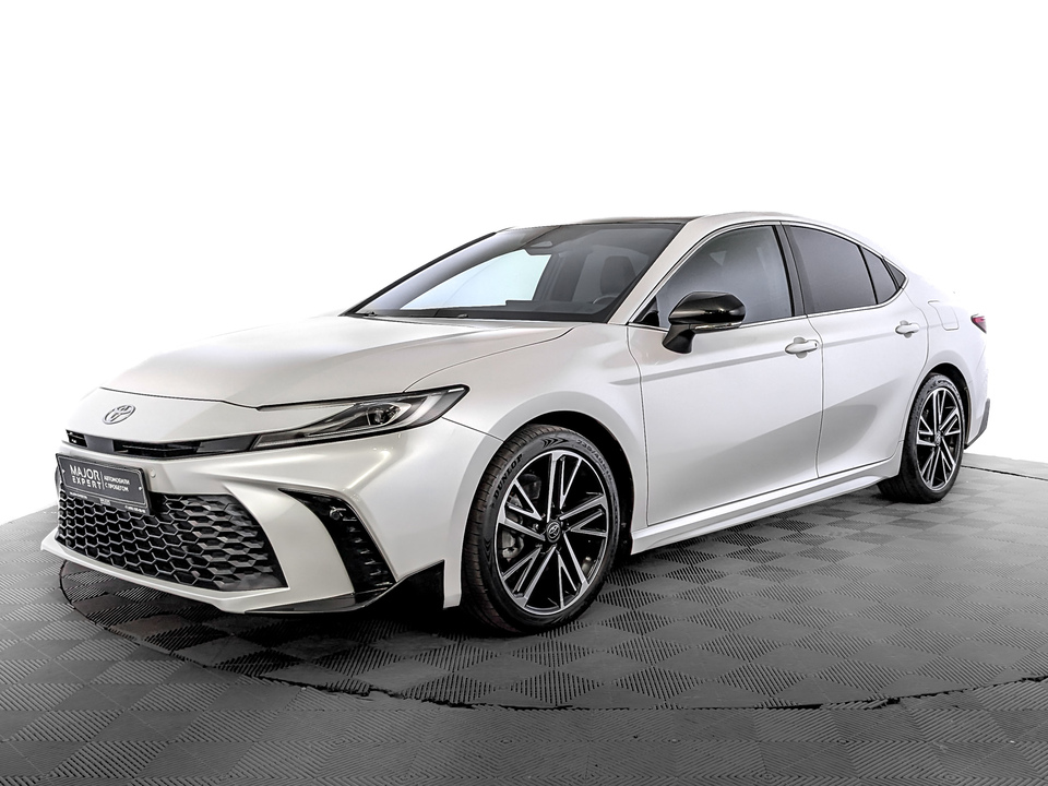Toyota Camry 2024 12 589км фото №1