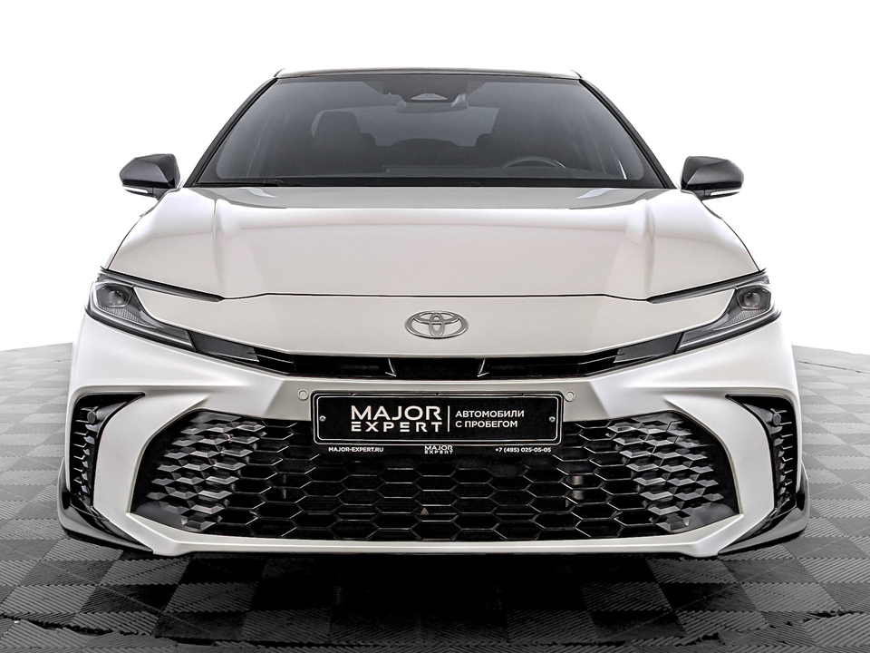 Toyota Camry 2024 12 589км фото №2
