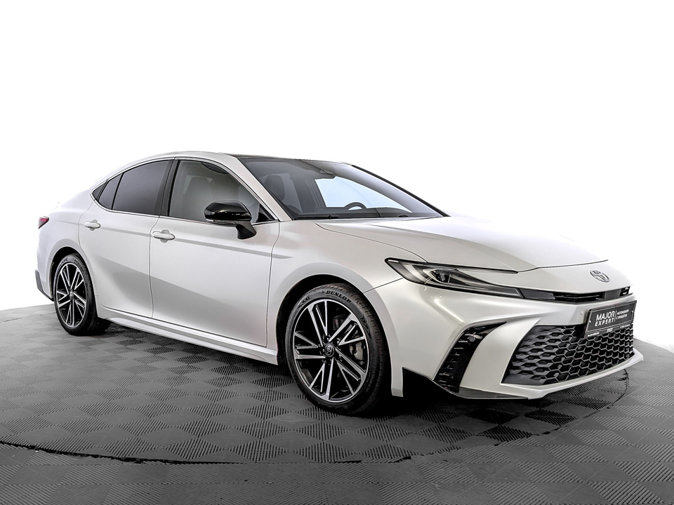Toyota Camry 2024 12 589км фото №3