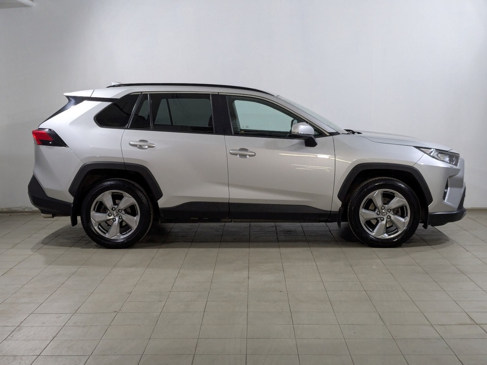 Toyota Rav-4 2021 67 067км фото №4