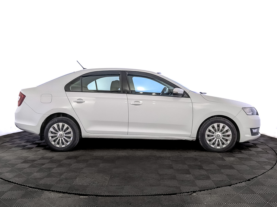Skoda Rapid 2018 151 199км фото №4