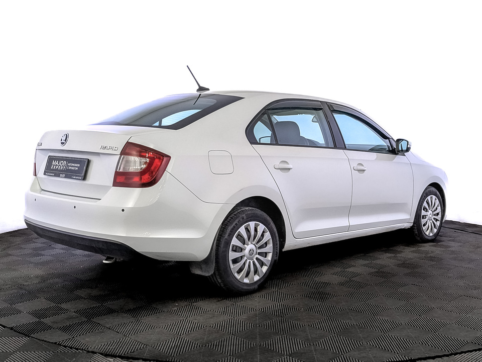Skoda Rapid 2018 151 199км фото №5