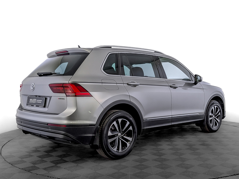 Volkswagen Tiguan 2018 89 711км фото №5