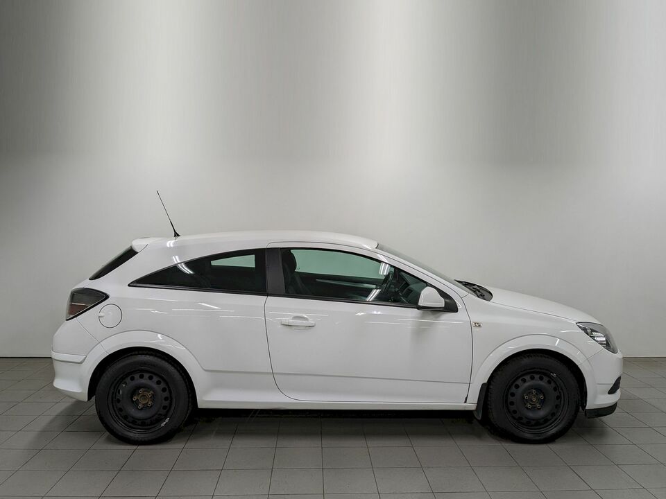 Opel Astra 2011 159 720км фото №4