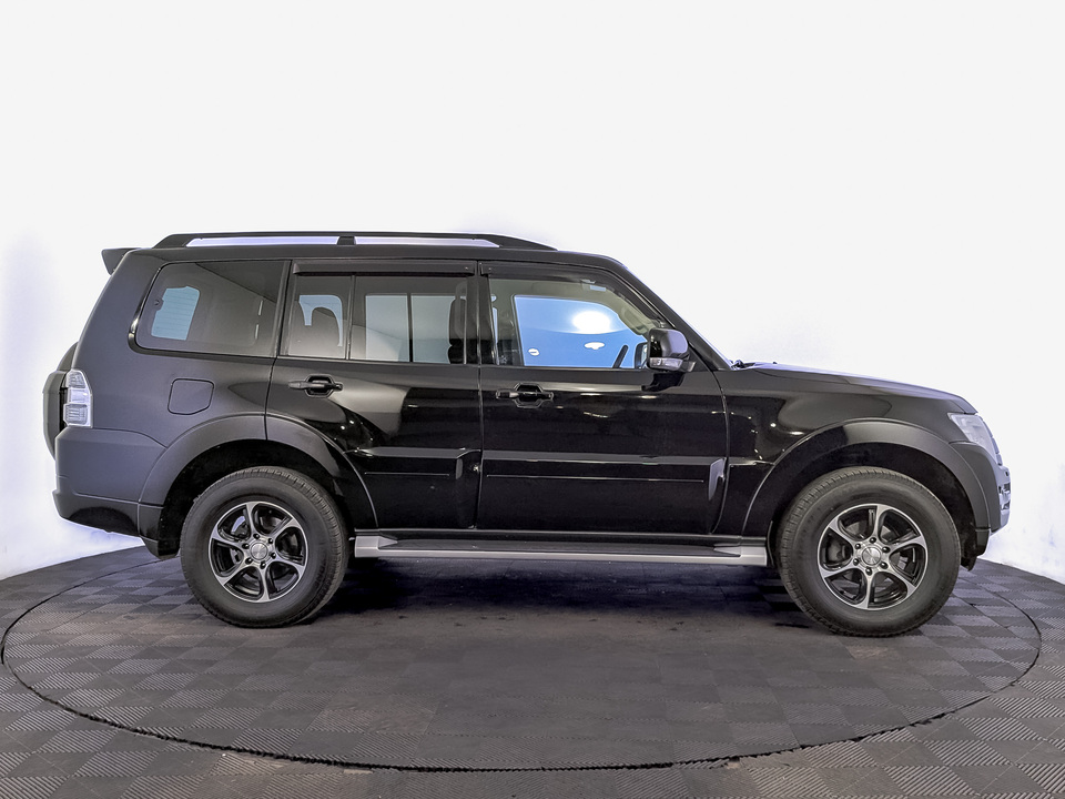 Mitsubishi Pajero 2018 73 200км фото №4