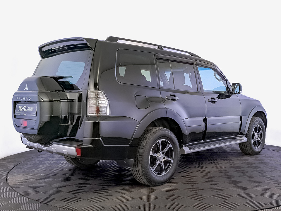 Mitsubishi Pajero 2018 73 200км фото №5