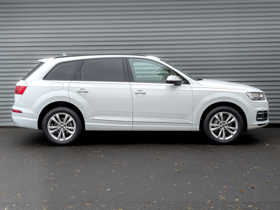 Audi Q7 2019 54 622км фото №4
