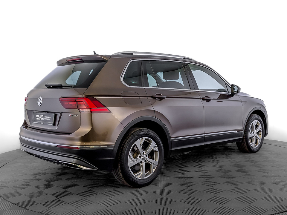 Volkswagen Tiguan 2019 138 492км фото №5
