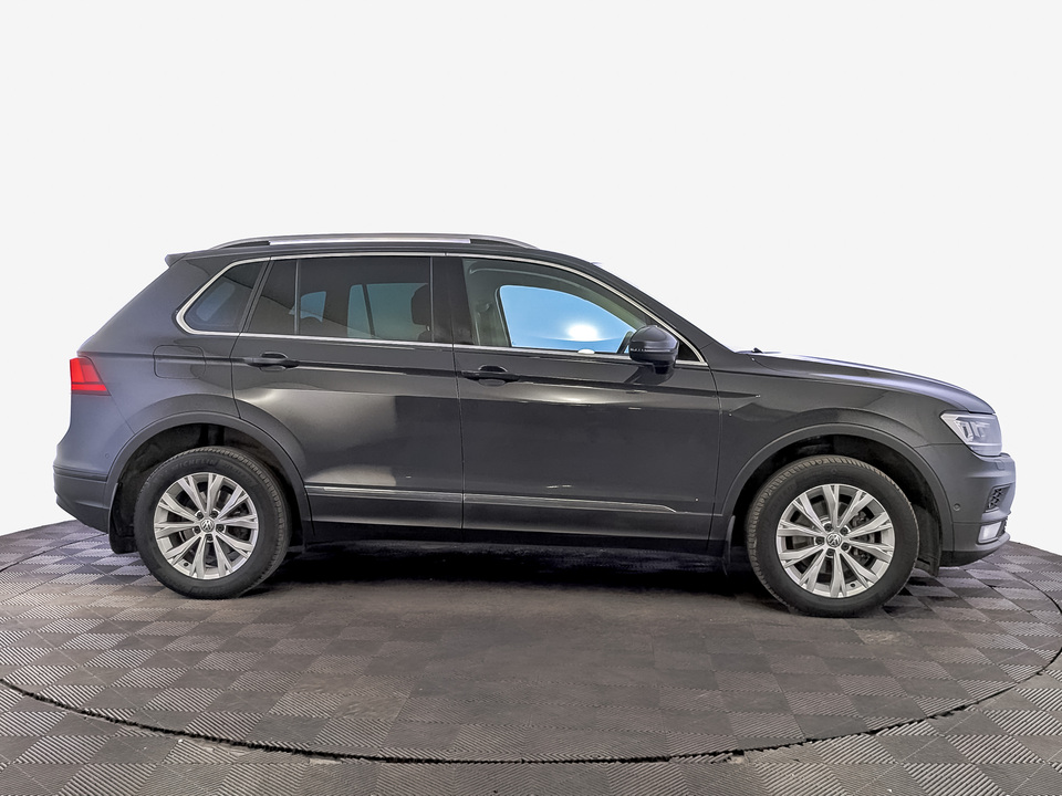 Volkswagen Tiguan 2017 203 910км фото №4
