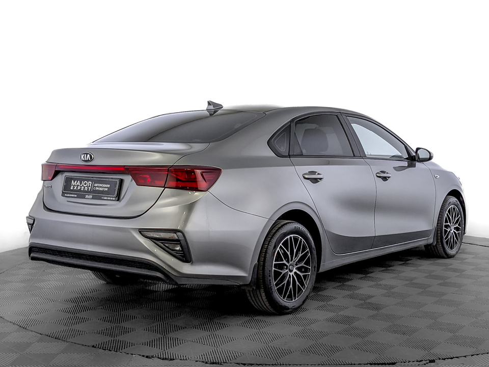 Kia Cerato 2018 180 204км фото №5
