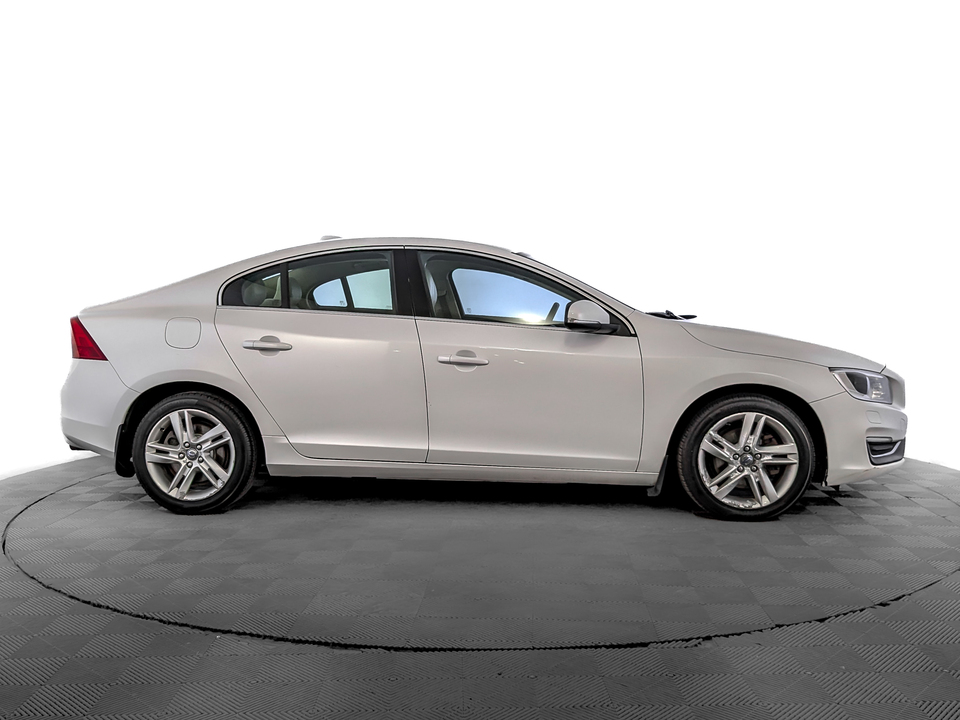 Volvo S60 2014 114 730км фото №4