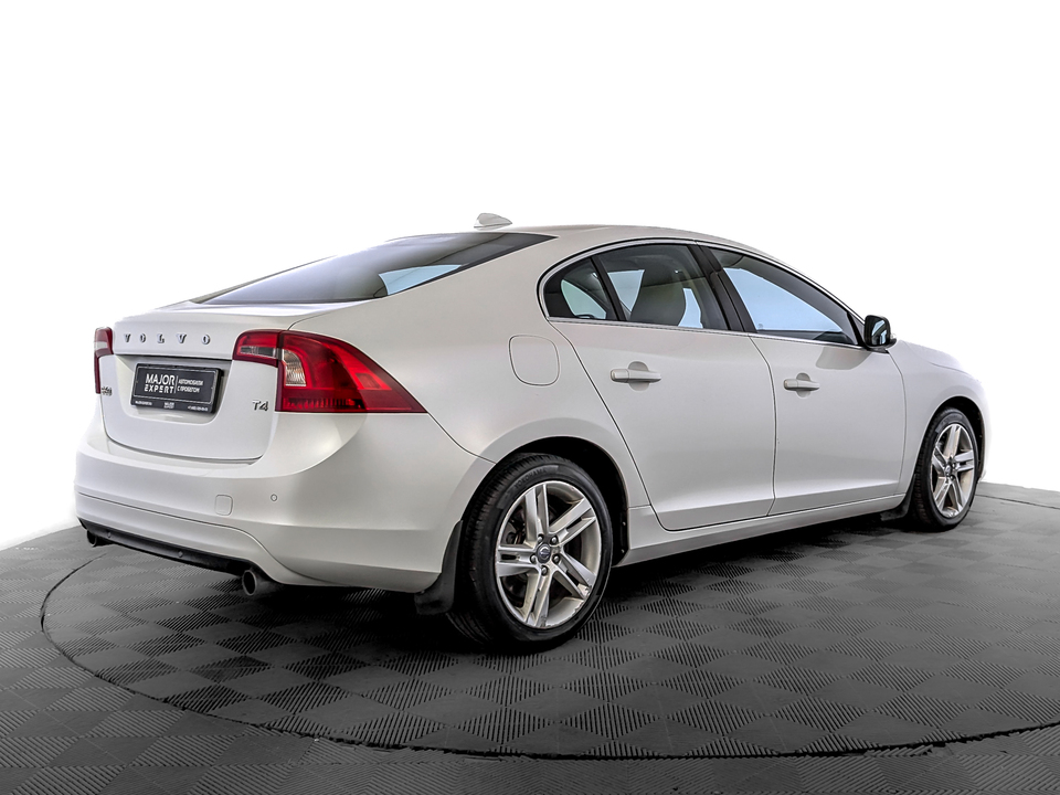 Volvo S60 2014 114 730км фото №5
