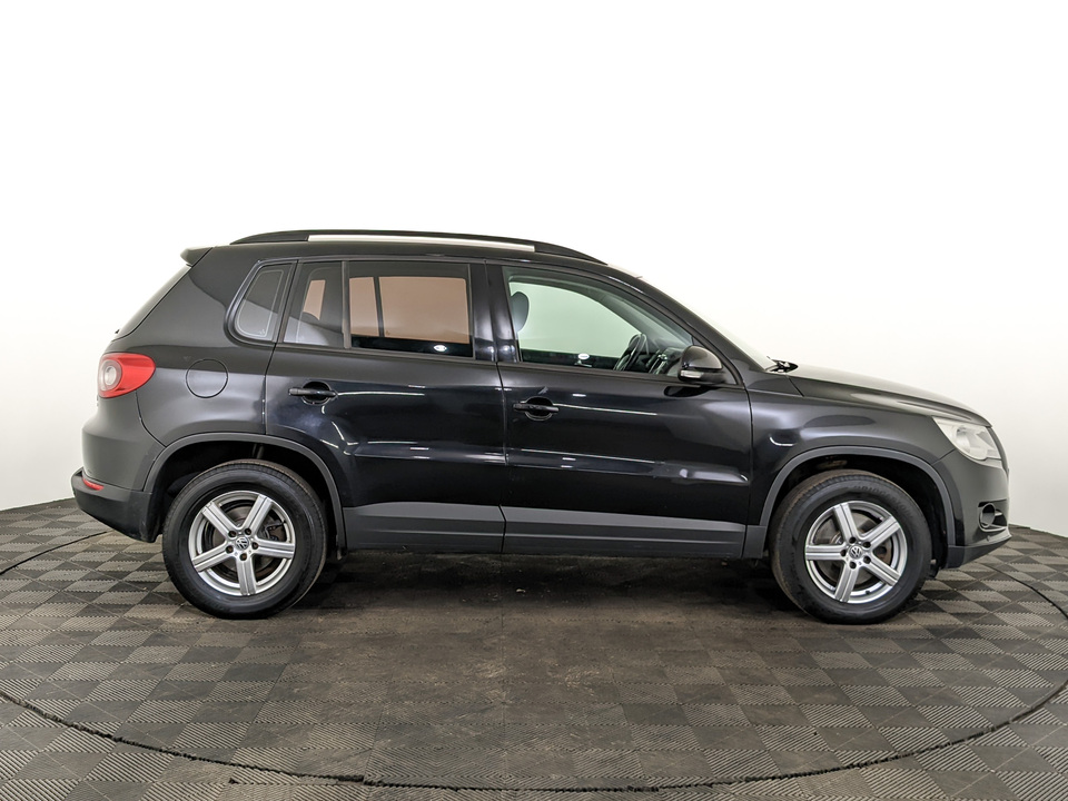 Volkswagen Tiguan 2011 156 015км фото №4