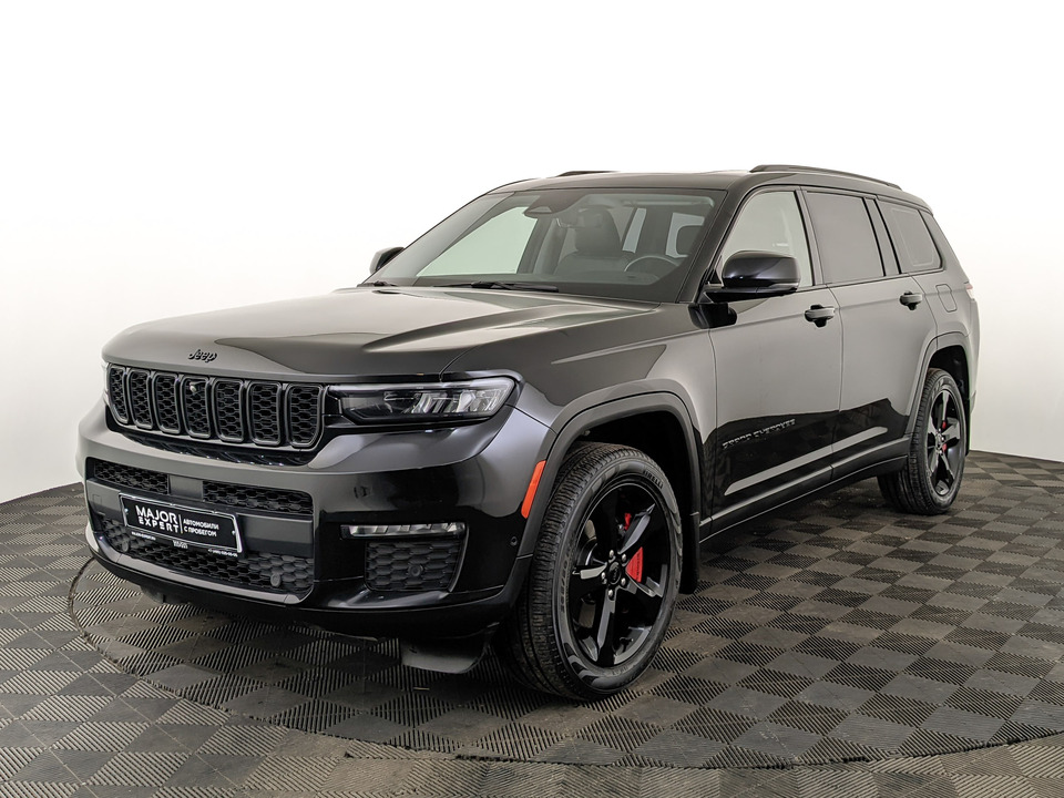Jeep Grand Cherokee 2022 61 100км фото №1