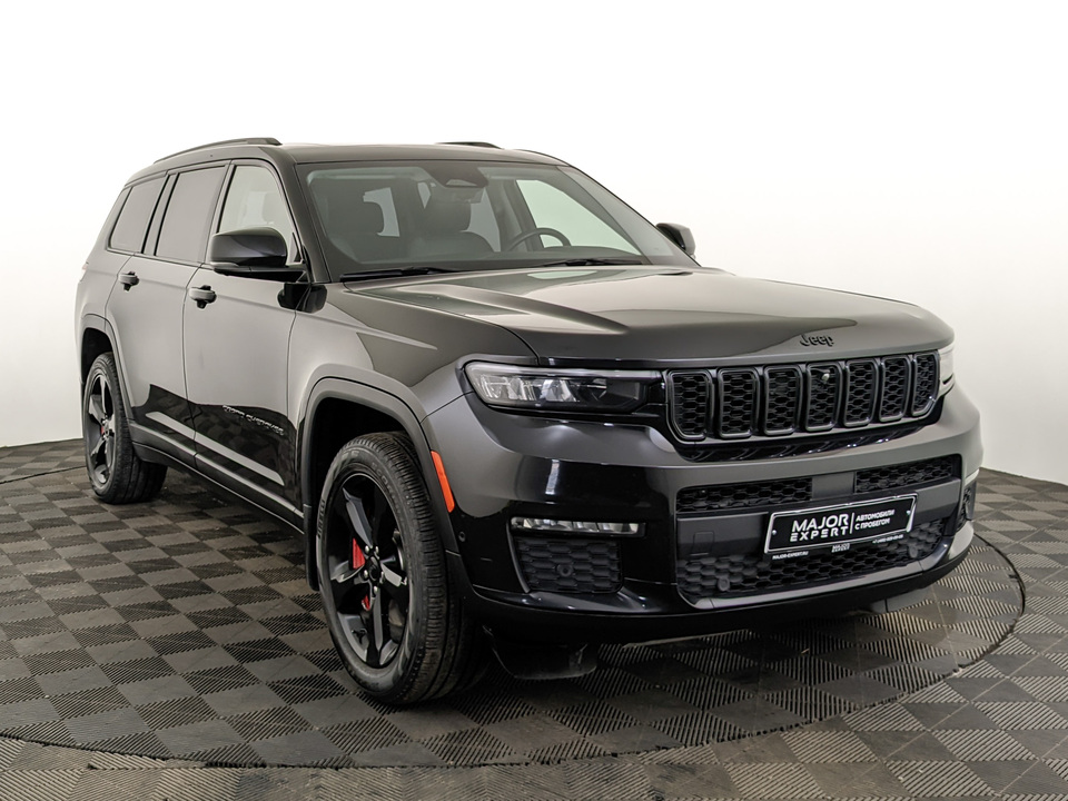 Jeep Grand Cherokee 2022 61 100км фото №3