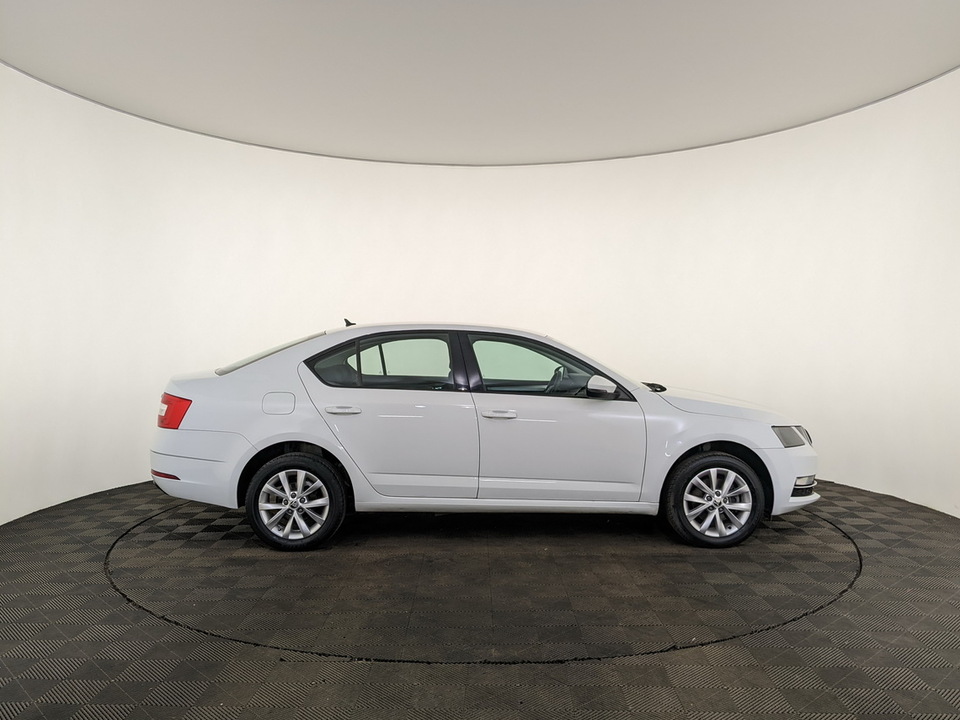 Skoda Octavia 2019 102 805км фото №4
