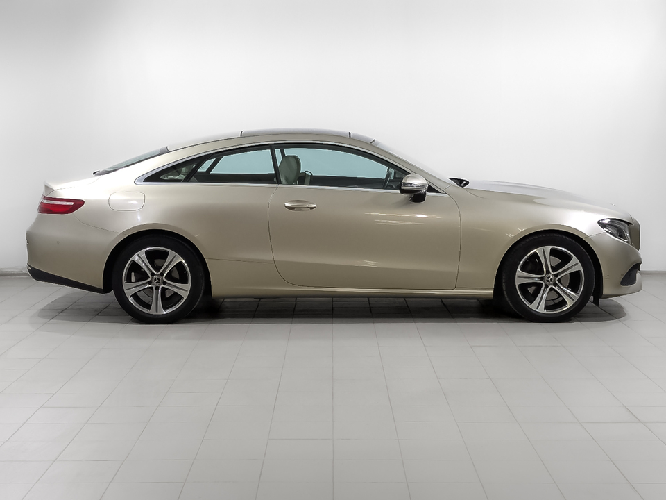 Mercedes-Benz E-Класс Купе 2017 88 235км фото №4
